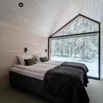 Arctic Nest Forest Hotel